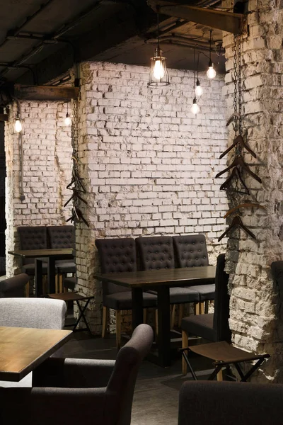 Interieur van modern restaurant, loft-stijl — Stockfoto