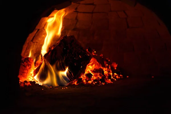 Fire in traditional oven for cooking — Stock Photo, Image