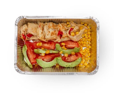 Sağlıklı gıda kutularında, diyet kavramı. Tavuk, domates, avokado ve cron