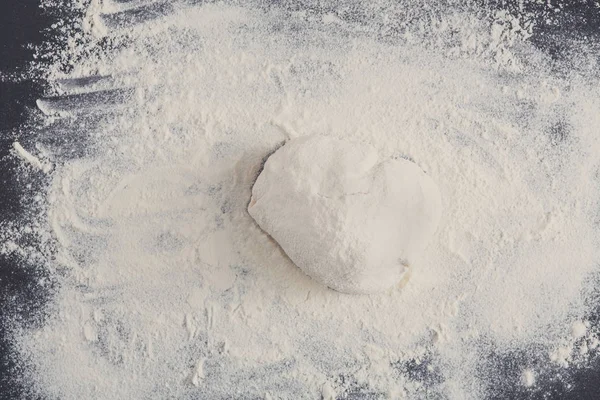 Ev yapımı ekmek, closeup çiğ hamur