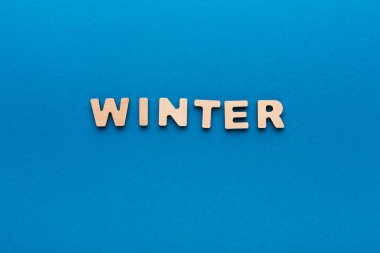 Word kış mavi zemin üzerine