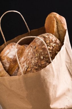 pişmiş mallar paketlenmiş bir kağıt torba çeşitleri