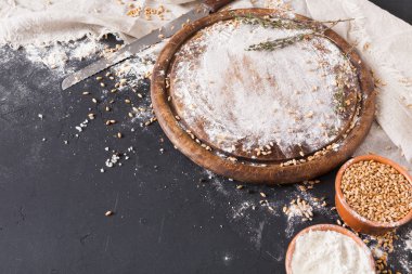 Ekmek fırın arka plan siyah