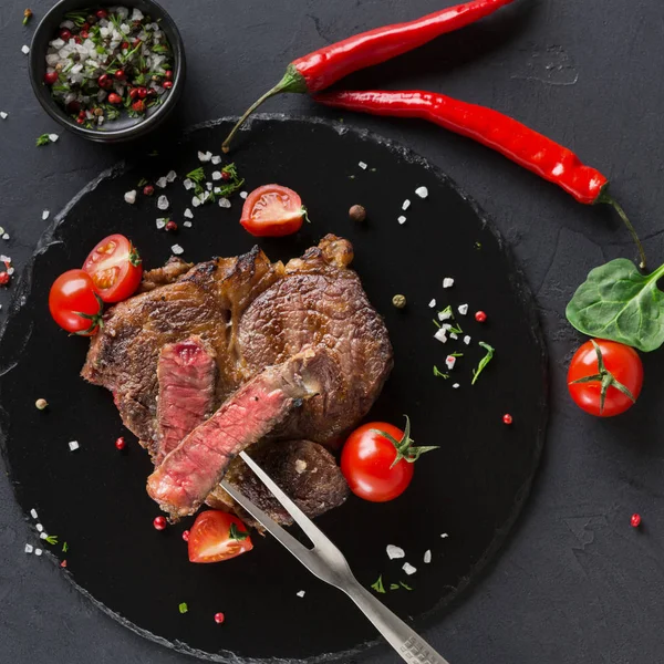 Karanlık plaka, üstten görünüm üzerinde nadir kaburga eti