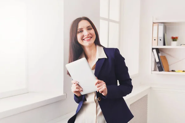 Business woman with digital tablet, communication — Stock Photo, Image