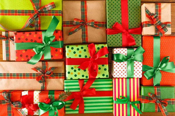 Noel, yeni yıl ve diğer tatil kutuları. Kırpma, portre