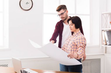 Bina tartışırken iki ciddi Mimarlar planı