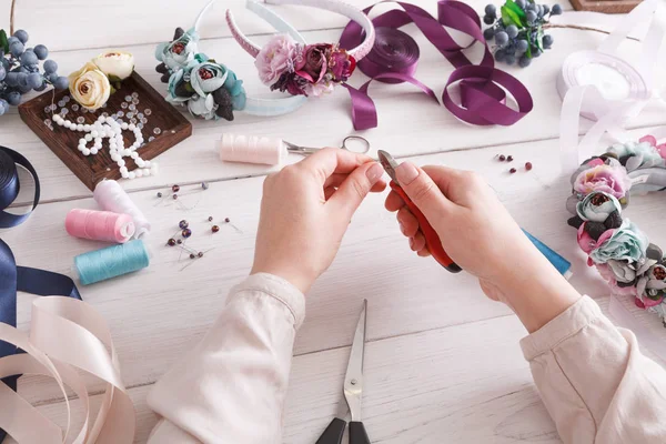 El yapımı takı, kadın pov yapım ustası