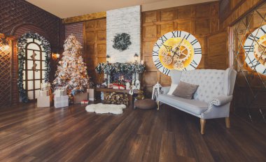 Rahat Noel iç çam ağacı ve şömine