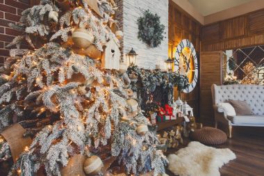 Rahat Noel iç çam ağacı ve şömine