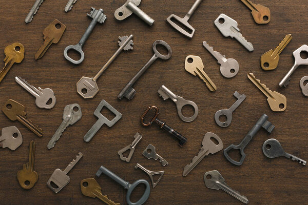 Many different keys on wood