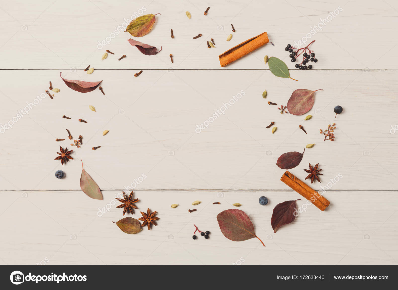 Cadre Automne De Fleurs Séchées à Laffiche De Bois Haut