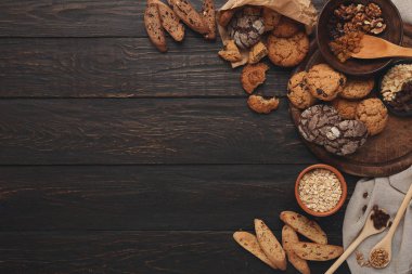 Yulaf ezmeli kurabiye ve ev yapımı hamur işleri arka plan için fırın malzemeleri