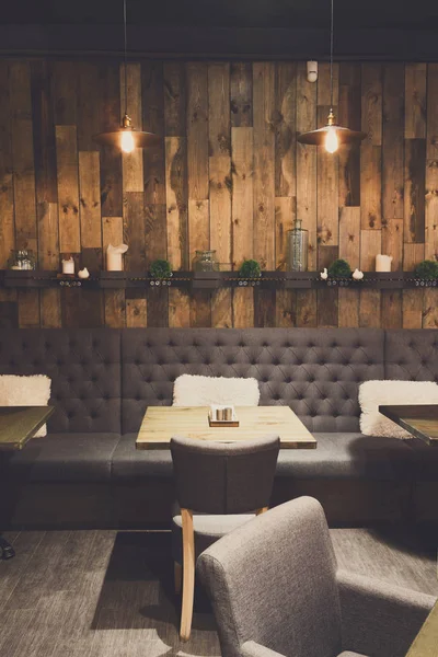 Vintage Holz Loft Interieur des Restaurants — Stockfoto