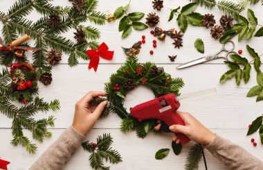 Ayrıntılar için Noel DIY. El yapımı craft Noel dekorasyonu, yaratıcı çelenk