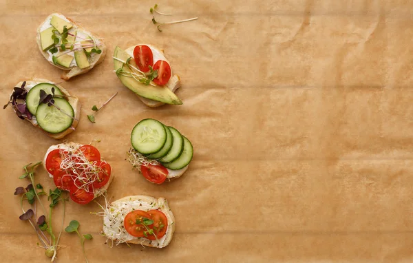 Variety of healthy vegetarian sandwiches — Stock Photo, Image