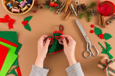 Yaratıcı DIY hobi. El yapımı craft Noel dekorasyonu, Noel çorap örme
