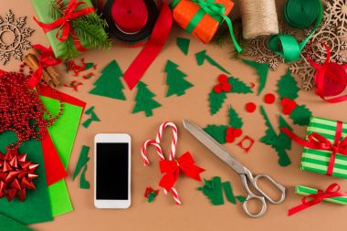 Kış tatilleri için hazırlık. Online alışveriş için Christams sunar.