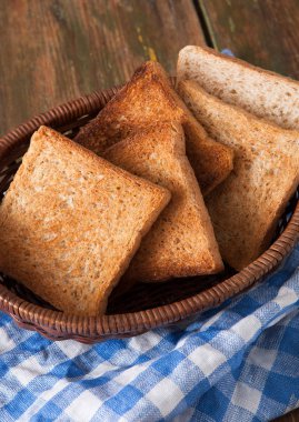 Kahvaltı arka plan, tost damalı peçete portre üzerinde