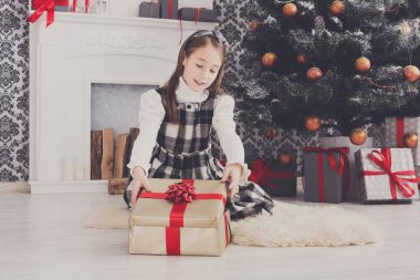 Güzel kız çıkartıyorum Noel hediyesi