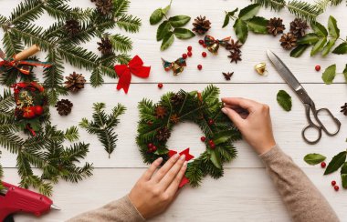 Ayrıntılar için Noel DIY. El yapımı craft Noel dekorasyon, çelenk yapım