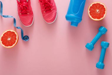 Fitness arka plan, spor ekipmanları, kopyalama alanı