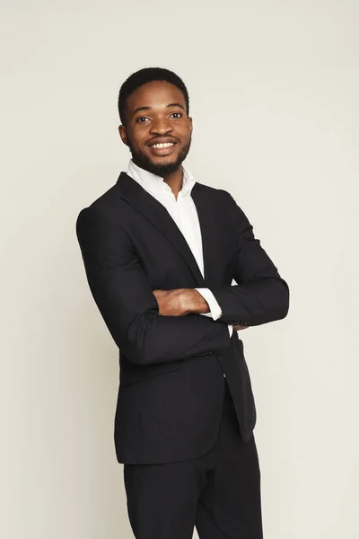 Handsome young black man portrait at studio background. — Stock Photo, Image