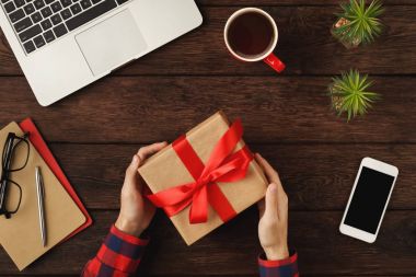 Eller mevcut, en iyi manzaralı mans