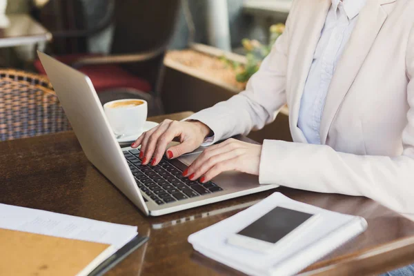 Female hands with laptop closeup outdoors — Stock Photo, Image