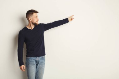 Yakışıklı delikanlı, stüdyo portre, çocuk tarzı