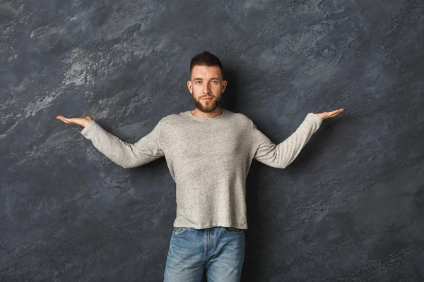 Young handsome man, studio portrait, boy style — Stock Photo, Image