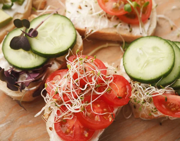 Variety of healthy vegetarian sandwiches — Stock Photo, Image