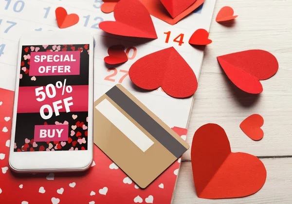 Valentine day internet sales and online shopping — Stock Photo, Image