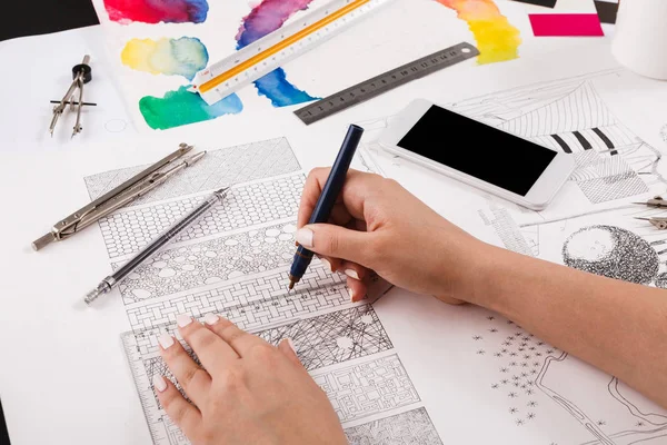 Architect drawing architectural project — Stock Photo, Image