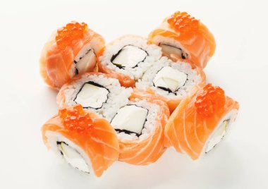 Balık kümesi üzerinde izole beyaz, portre rulo