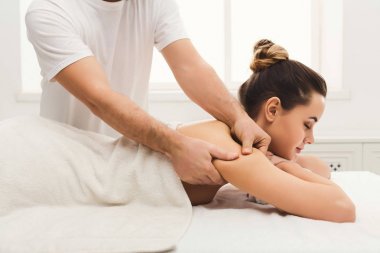 Klasik vücut masaj spa salon