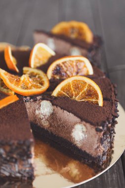 Çikolatalı kek krem ve profiterol