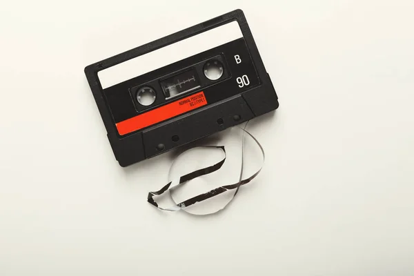 Vintage Audio Kassette isoliert auf weißem Hintergrund — Stockfoto