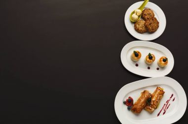 Restoran kahvaltı ile çeşitli tatlı davranır