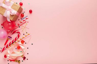 Hediye ve lolipop doğum günü parti arka plan