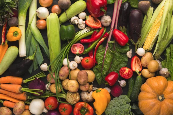 Fond de légumes biologiques frais colorés — Photo