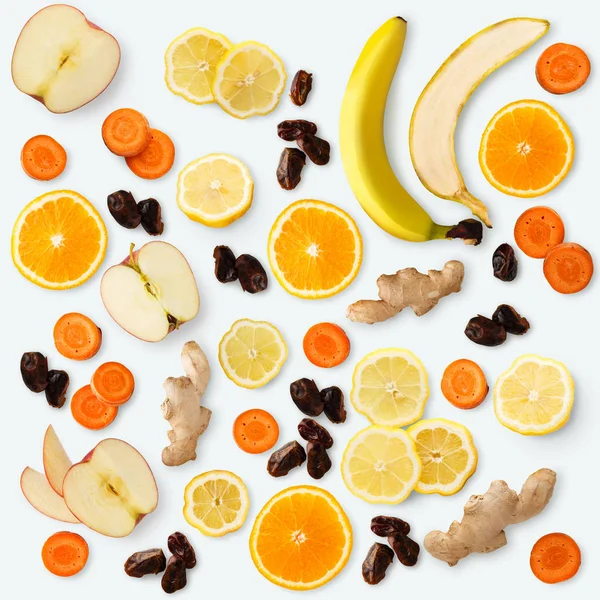 Collage de varias frutas y verduras sobre fondo blanco, aislado —  Fotos de Stock