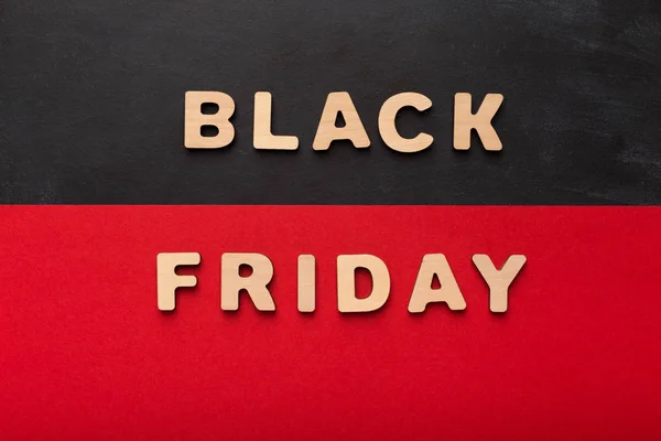 Black Friday scris cu litere din lemn — Fotografie, imagine de stoc