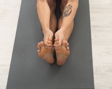 Eğitim germe, fitness adam