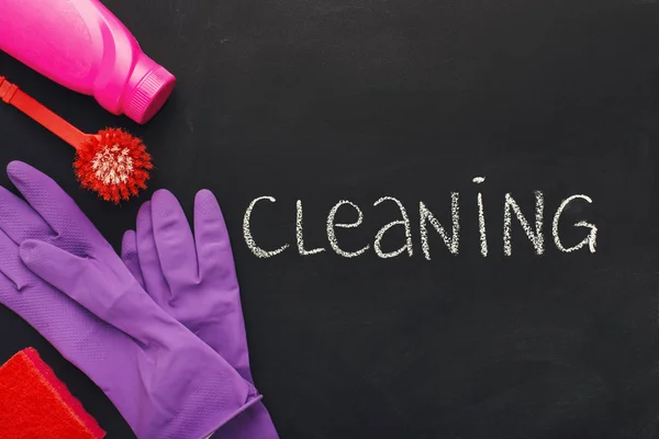 Środków czyszczących i produktów dla domu sprzatania — Zdjęcie stockowe