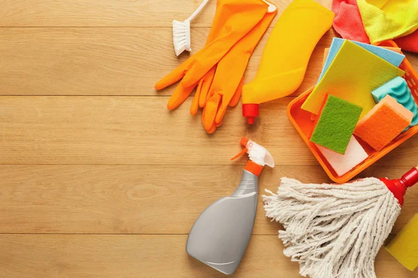 Cleaning supplies and products for home tidying up — Stock Photo, Image