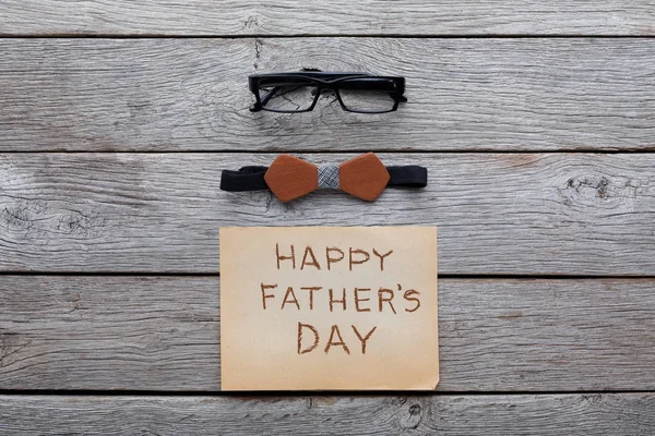 Carte Happy Fathers Day sur fond de bois rustique — Photo