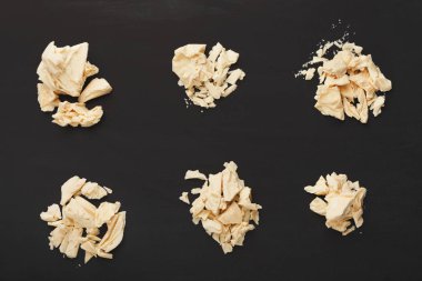 Kakao yağı üzerinde beyaz izole