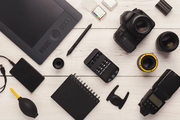 Equipo personal diverso para el fotógrafo — Foto de Stock