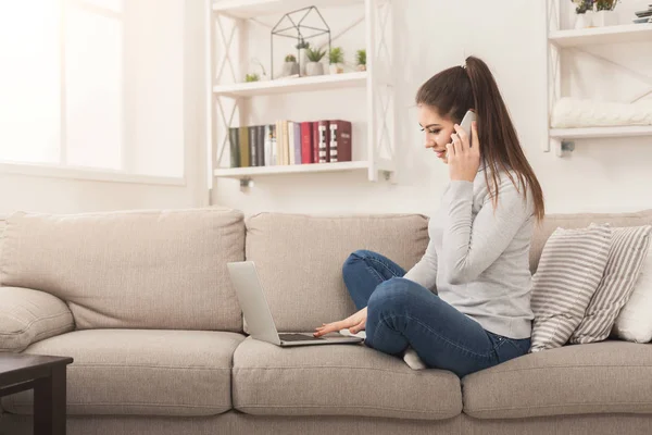 Evde çalışan güzel serbest meslek